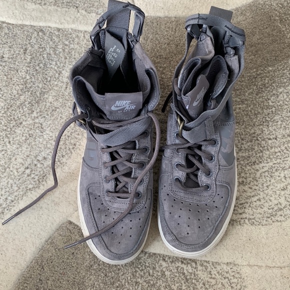 Nike SF AF1 Mid in Gunsmoke Men’s size 6 - Picture 1 of 9